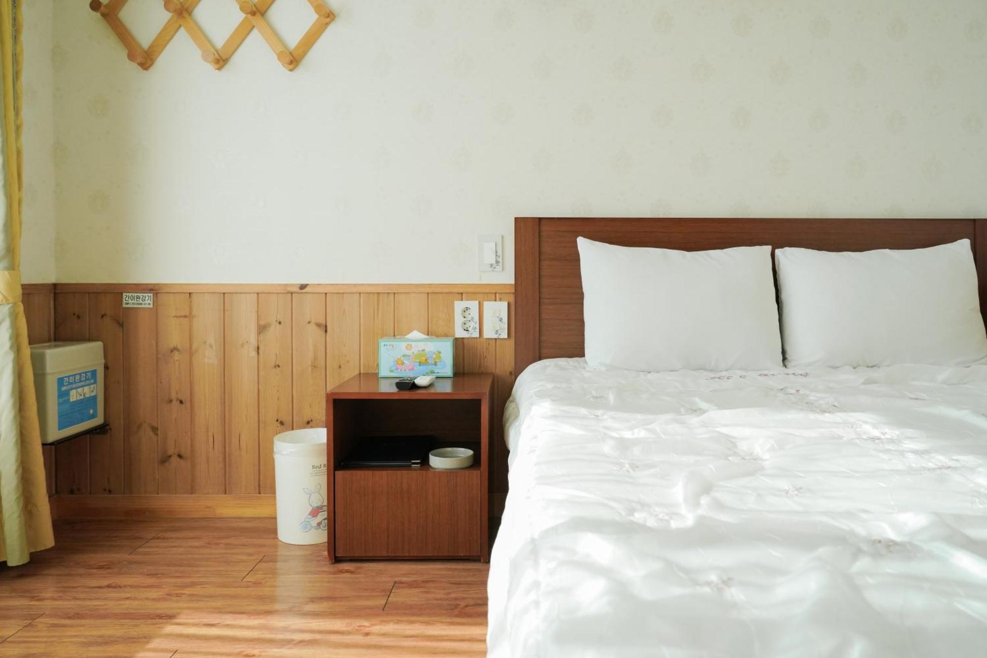 Jungmun Haesung Parktel Villa Szogüpho Kültér fotó
