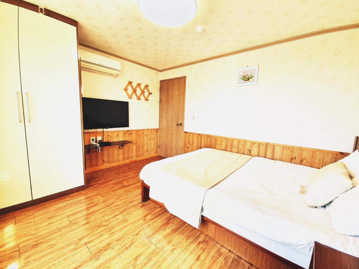 Jungmun Haesung Parktel Villa Szogüpho Kültér fotó