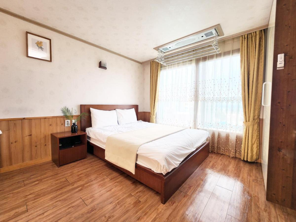 Jungmun Haesung Parktel Villa Szogüpho Kültér fotó
